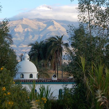 Las Palmeras Inn Otavalo Esterno foto