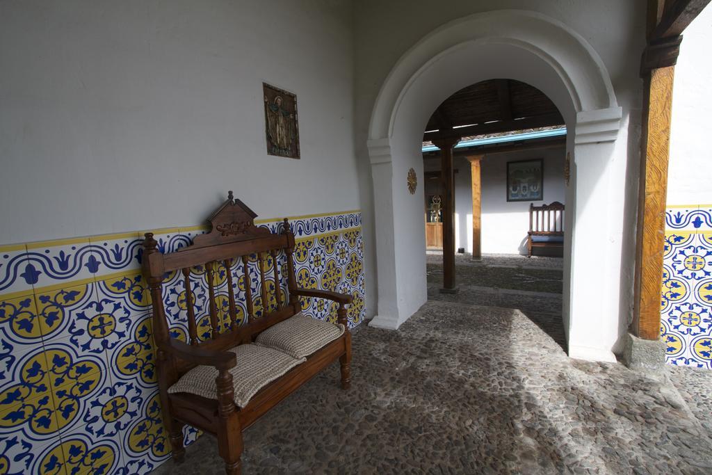 Las Palmeras Inn Otavalo Esterno foto