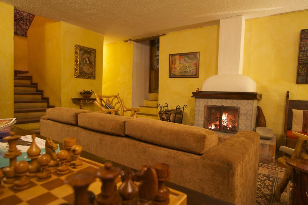 Las Palmeras Inn Otavalo Esterno foto