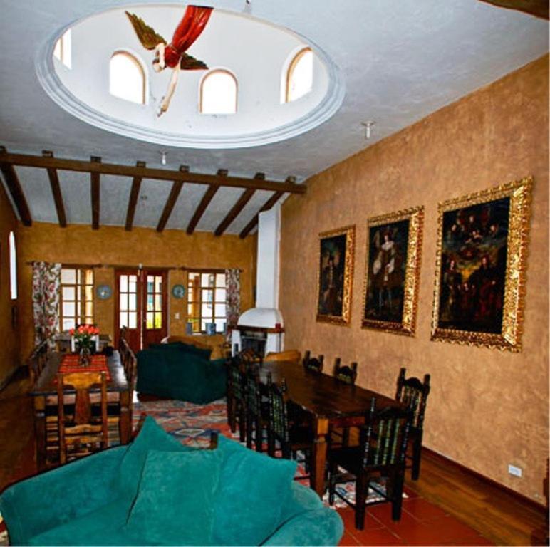 Las Palmeras Inn Otavalo Esterno foto