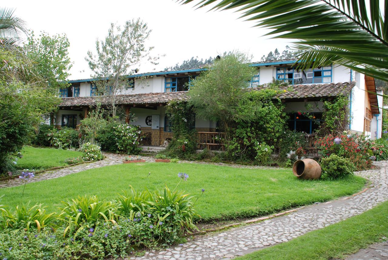 Las Palmeras Inn Otavalo Esterno foto